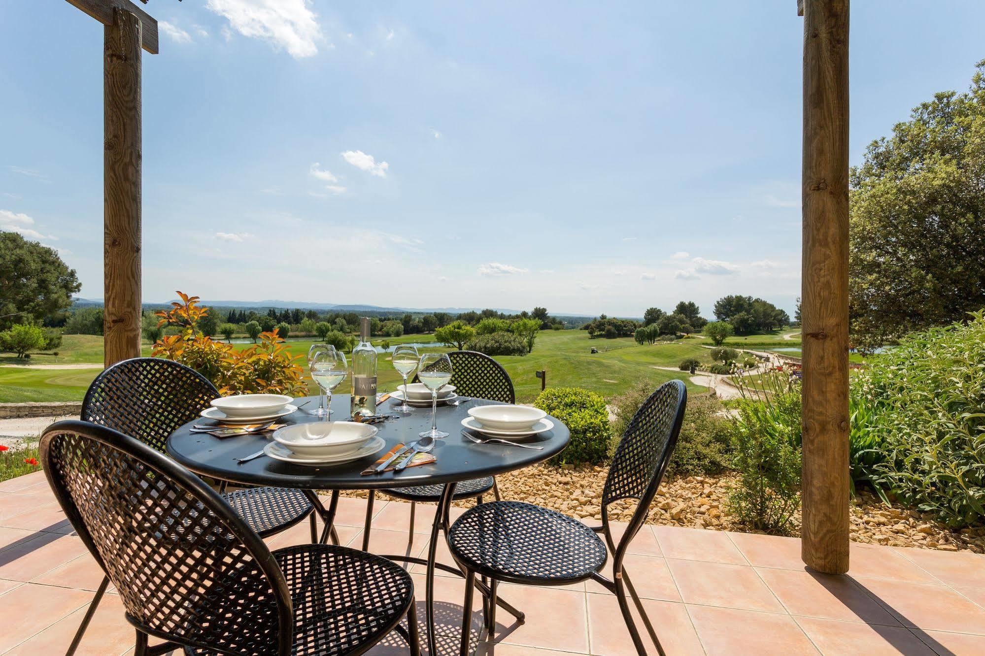 Madame Vacances Residence Provence Country Club Saumane-de-Vaucluse Eksteriør bilde